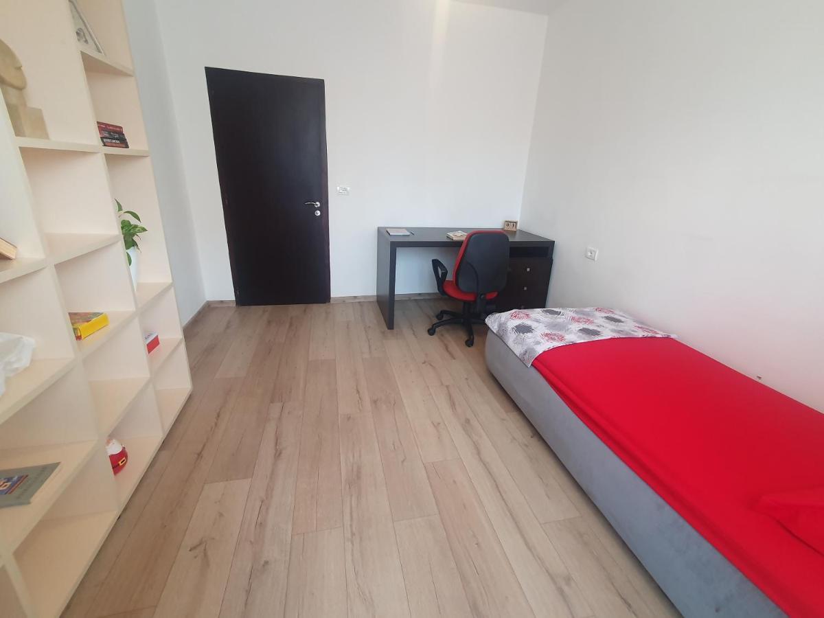 Apartment In The Heart Of Tirana , Bllok Exterior foto